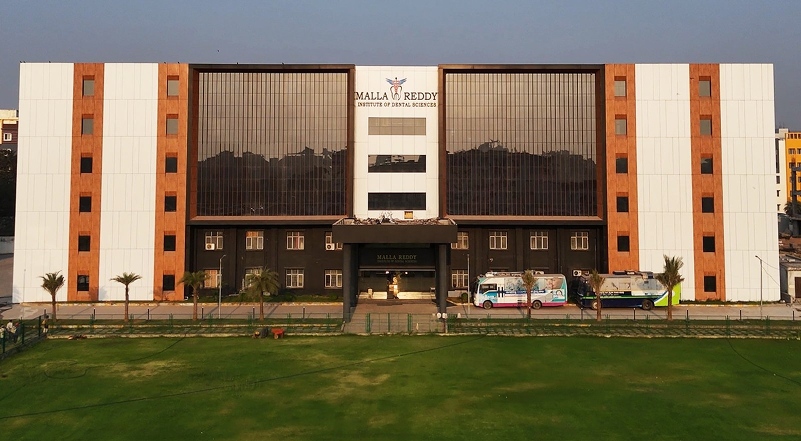Malla Reddy Institute of Dental Sciences Hyderabad Admission, Fees, Facilities, Reviews